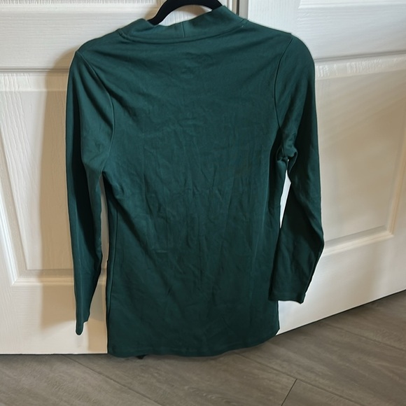 Women's Green Cardigan Sweater NWOT 
Issaac mizrah live essentials 
Size xxs - Picture 4 of 4